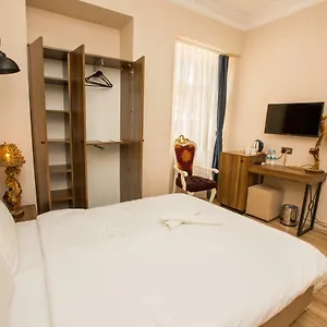 corner-garden-hotel.istanbul-turkeyhotels.com/